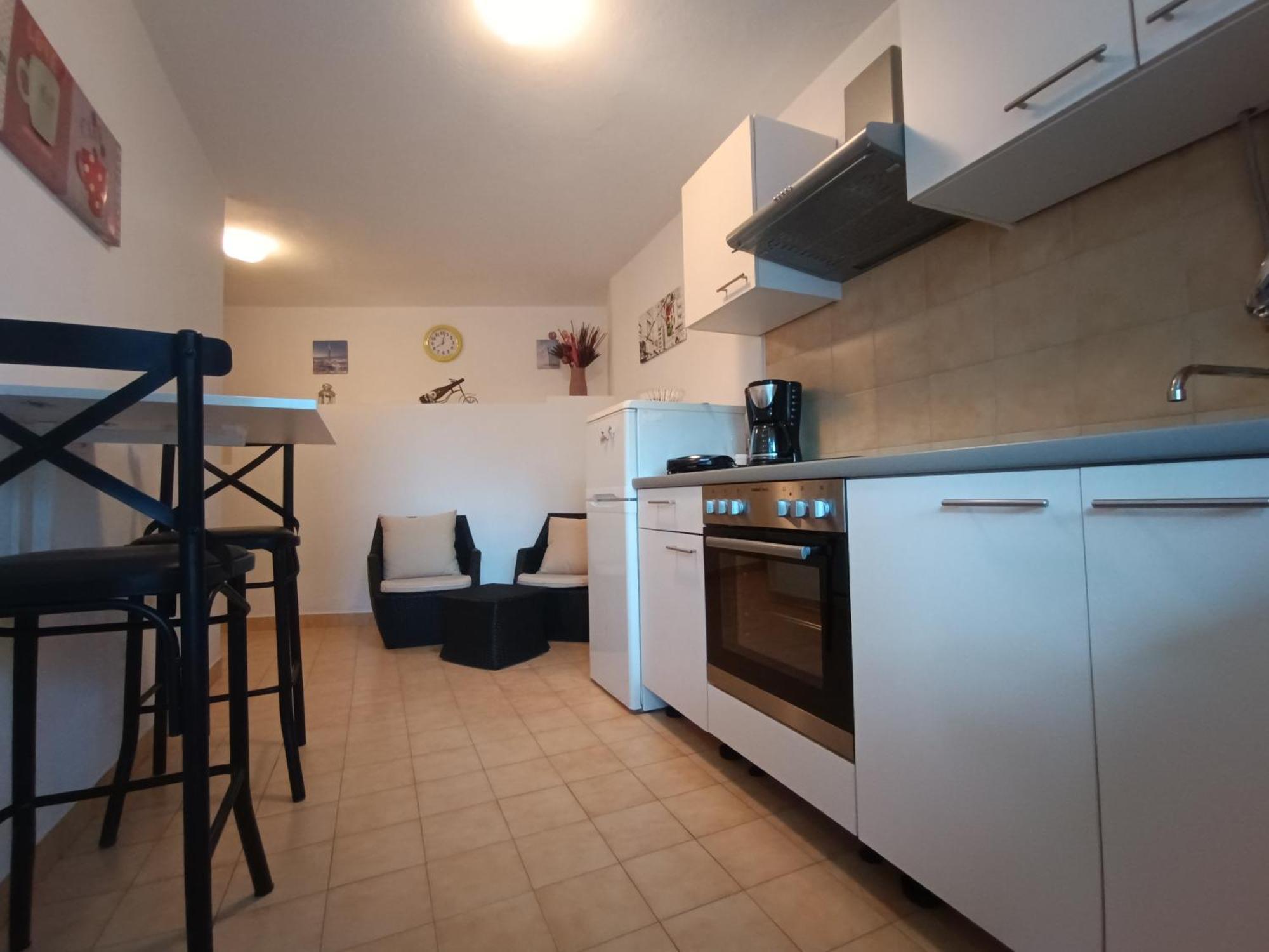 Apartments Lucic ฮวาร์ ภายนอก รูปภาพ