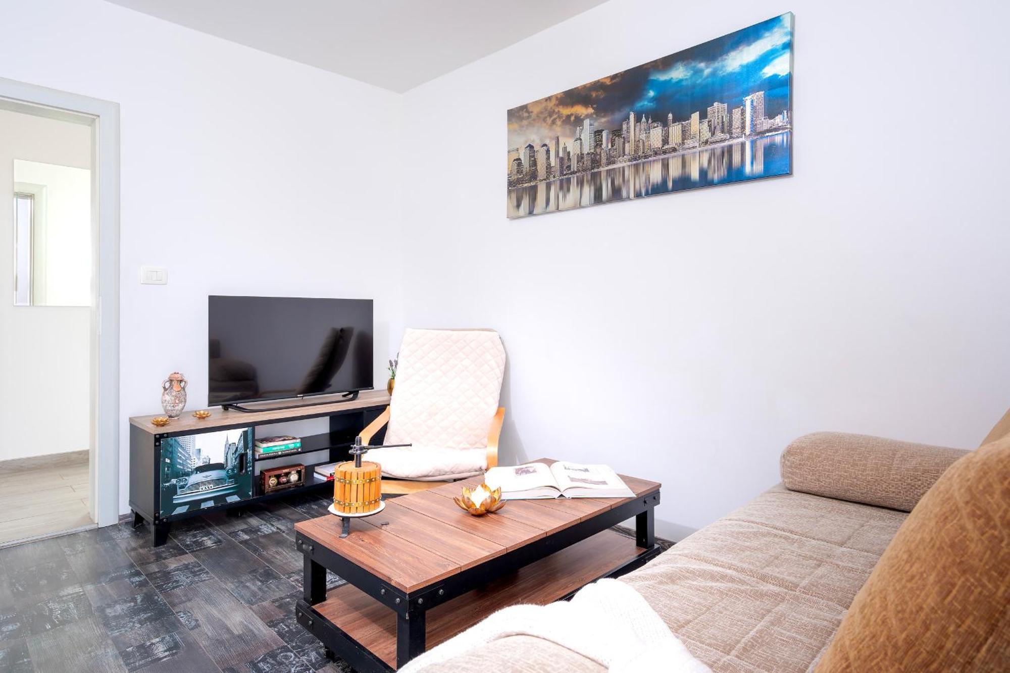 Apartments Lucic ฮวาร์ ภายนอก รูปภาพ